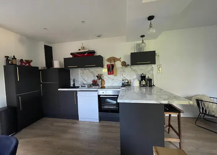 La De 8 Personnes 도빌